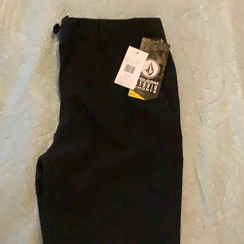 NWT Volcom board shorts
